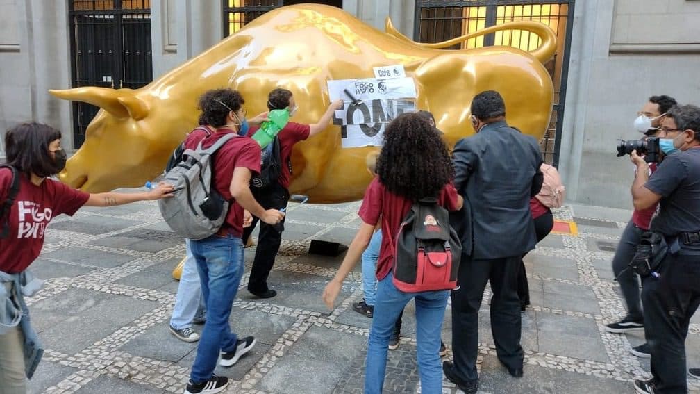 Protesto contra a fome causa repercussão no Centro de São Paulo